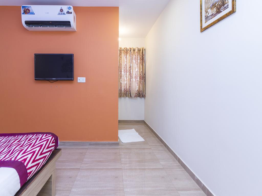 Oyo 2183 Hotel Fortune City Kammasandra Zewnętrze zdjęcie