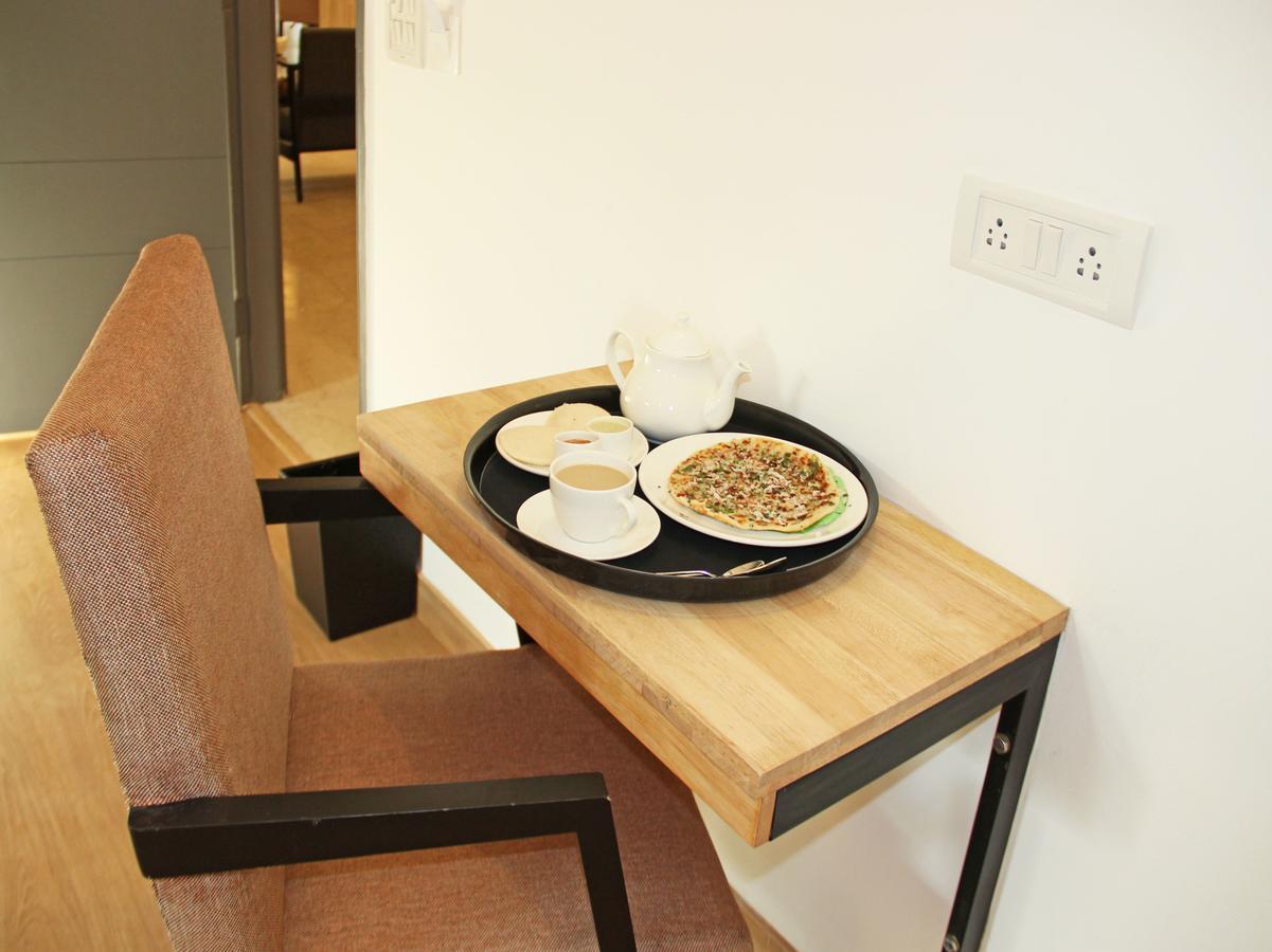 Oyo 2183 Hotel Fortune City Kammasandra Zewnętrze zdjęcie