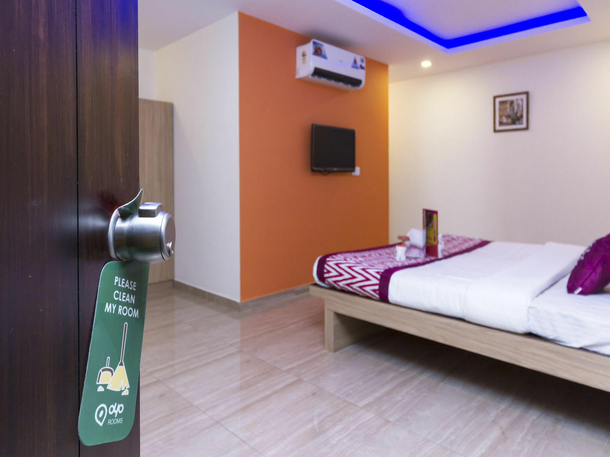 Oyo 2183 Hotel Fortune City Kammasandra Zewnętrze zdjęcie