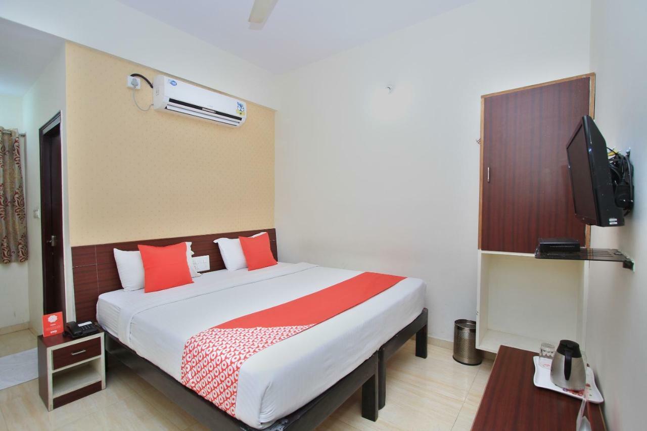 Oyo 2183 Hotel Fortune City Kammasandra Zewnętrze zdjęcie