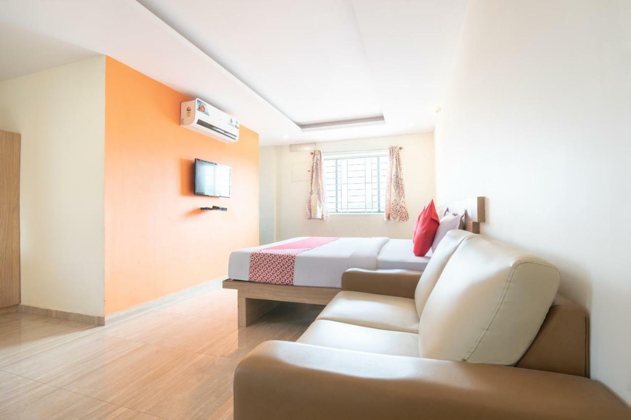 Oyo 2183 Hotel Fortune City Kammasandra Zewnętrze zdjęcie