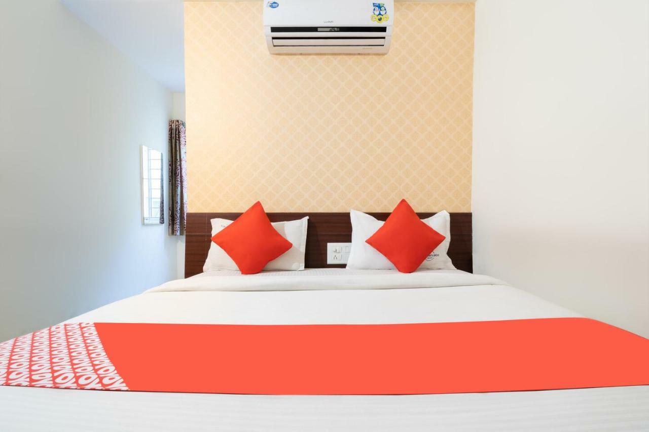Oyo 2183 Hotel Fortune City Kammasandra Zewnętrze zdjęcie