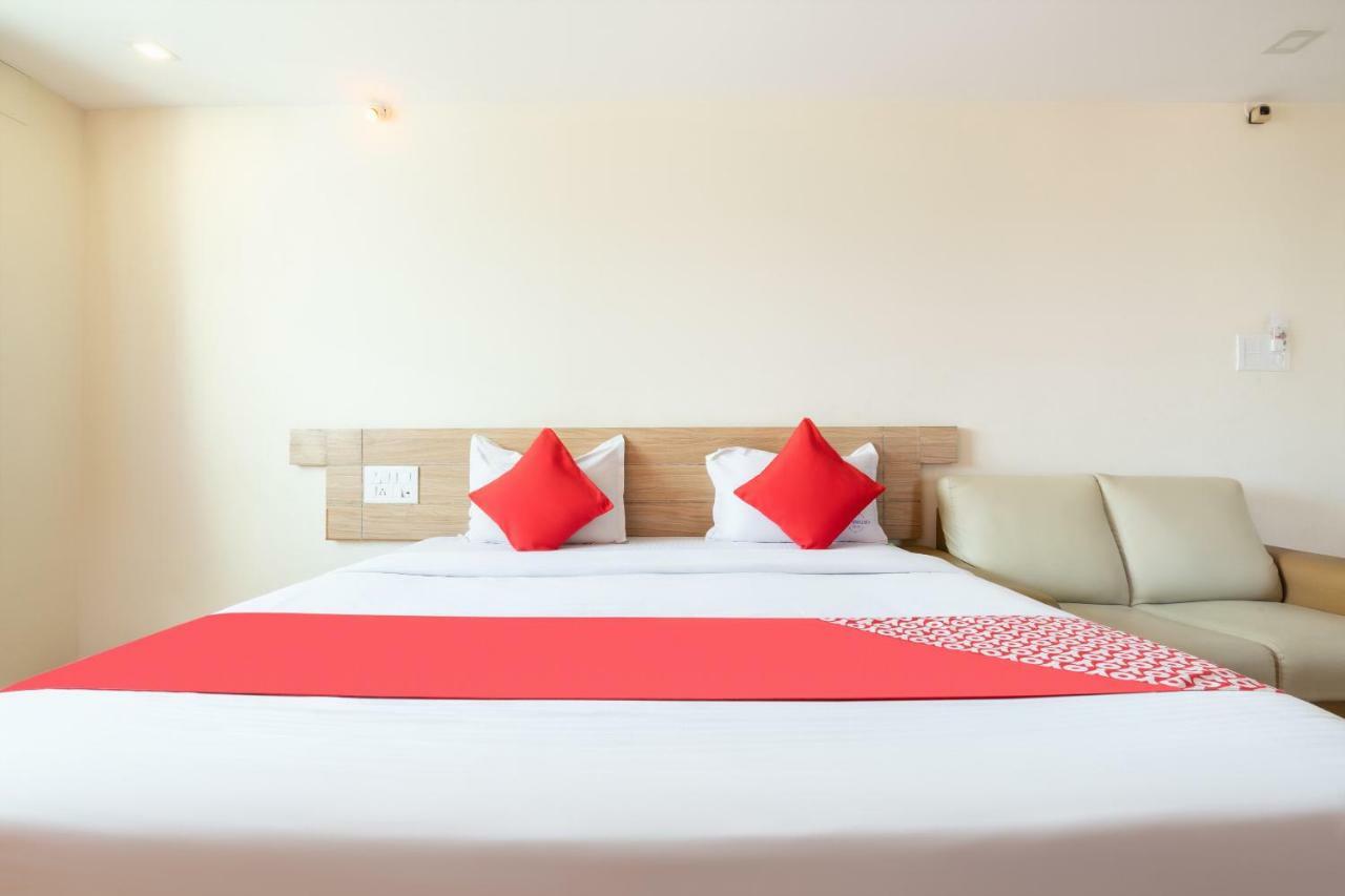 Oyo 2183 Hotel Fortune City Kammasandra Zewnętrze zdjęcie